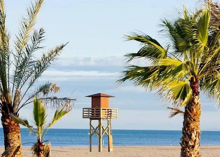 2 Etoiles A 50m De La Avec Balcon Et Parking Prive - Fr-1-619-143 *