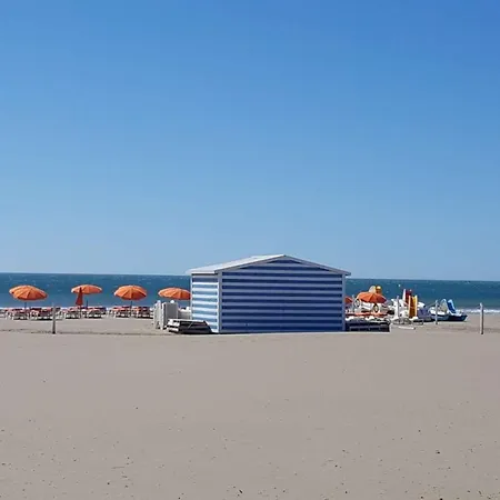2 Etoiles A 50m De La Avec Balcon Et Parking Prive - Fr-1-619-143