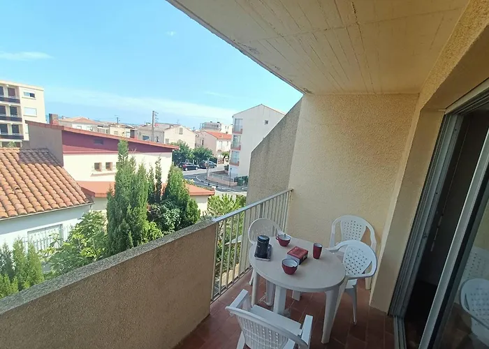 2 Etoiles A 50m De La Avec Balcon Et Parking Prive - Fr-1-619-143 *