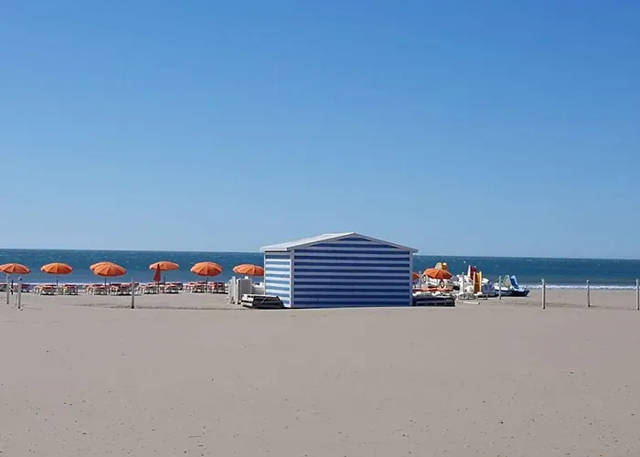 2 Etoiles A 50m De La Avec Balcon Et Parking Prive - Fr-1-619-143